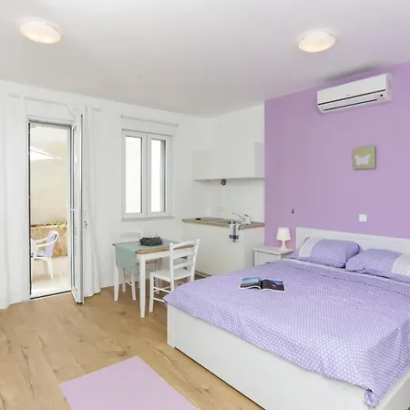 Apartment Karmen