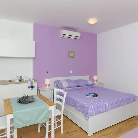 Appartement Karmen *