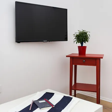 카르멘 아파트 *