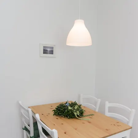 카르멘 아파트 *