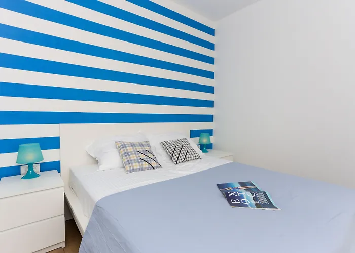 Karmen דוברובניק