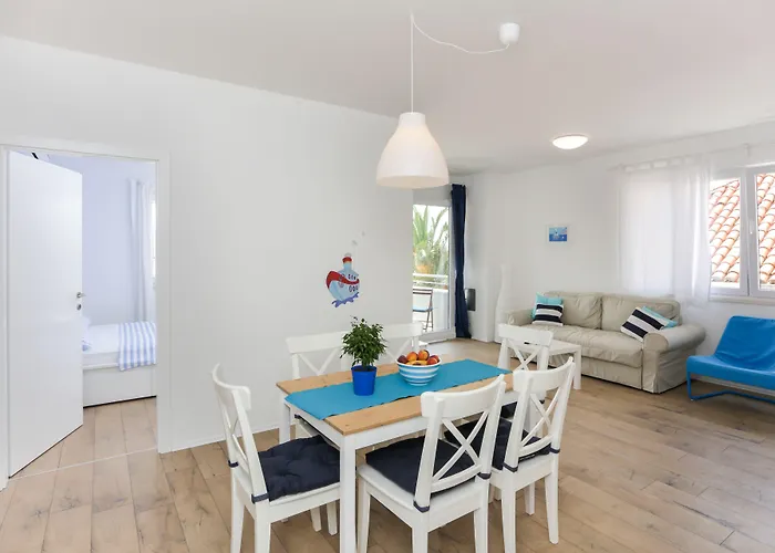 Karmen * דוברובניק